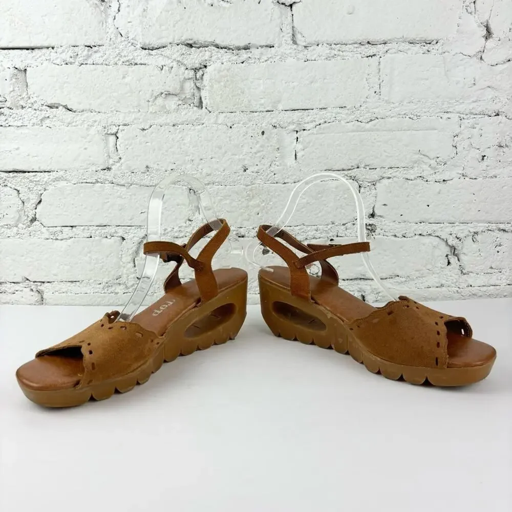 Vintage Debi Jo Gum Wedge Sandals